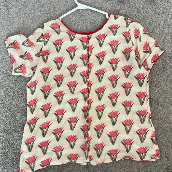 Floral top - Picture 2 of 2